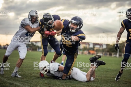 ProFysio offers physical therapy for sports injuries, recommending a different rest period for each case.